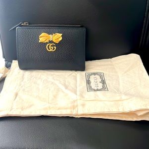 Black / Gold Marmont Gg Ribbon Bow Ladies Bi-fold 524300 Leather Wallet